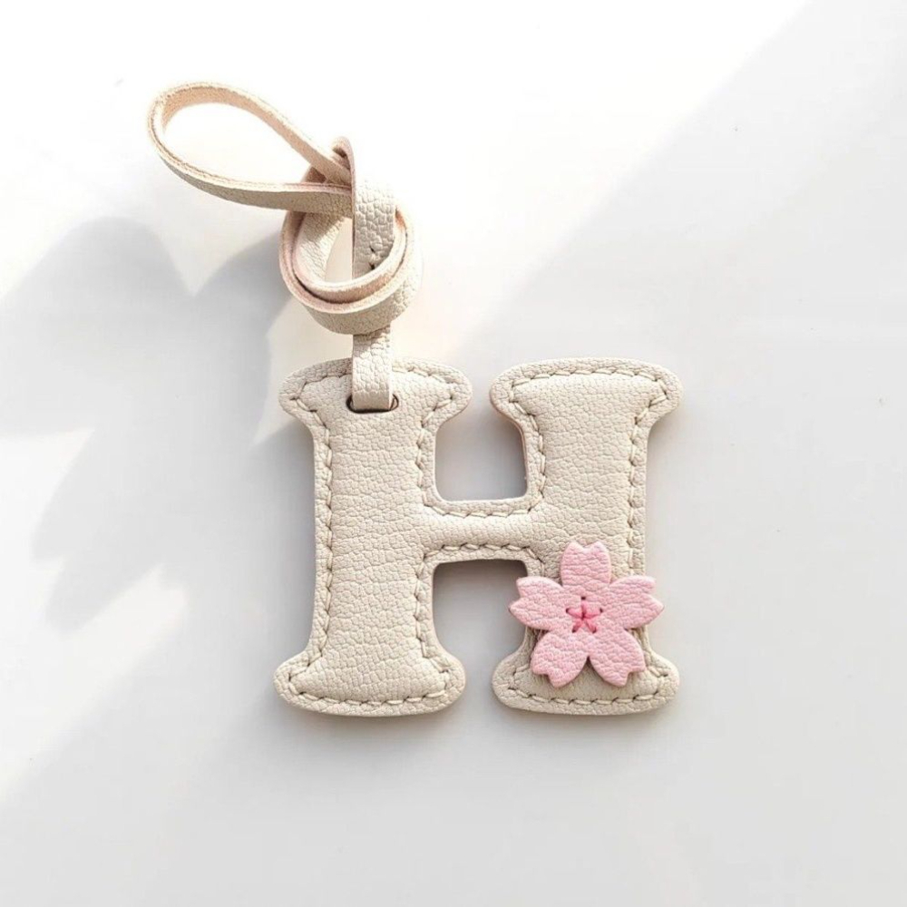 Creative High Quality Genuine  – обзор и цена Monogram Keychain Leather
