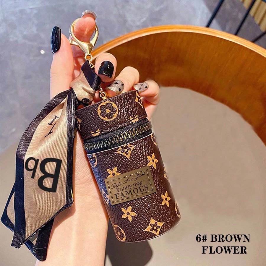 1pc Monogram Print Lipstick Ho – обзор и цена Monogram Keychain Leather