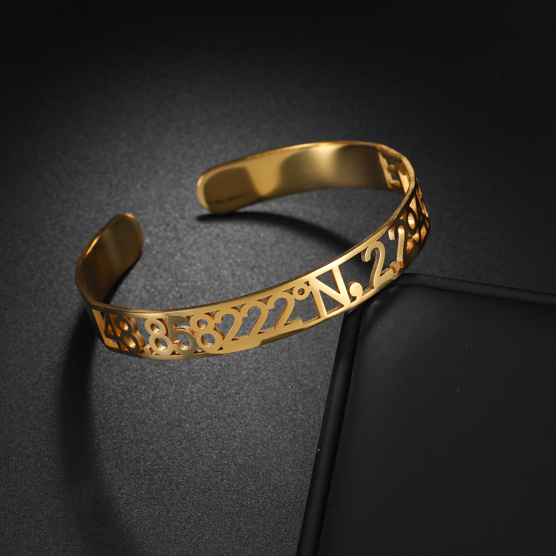 Nextvance Custom Address Coord – обзор и цена Coordinates Bracelet