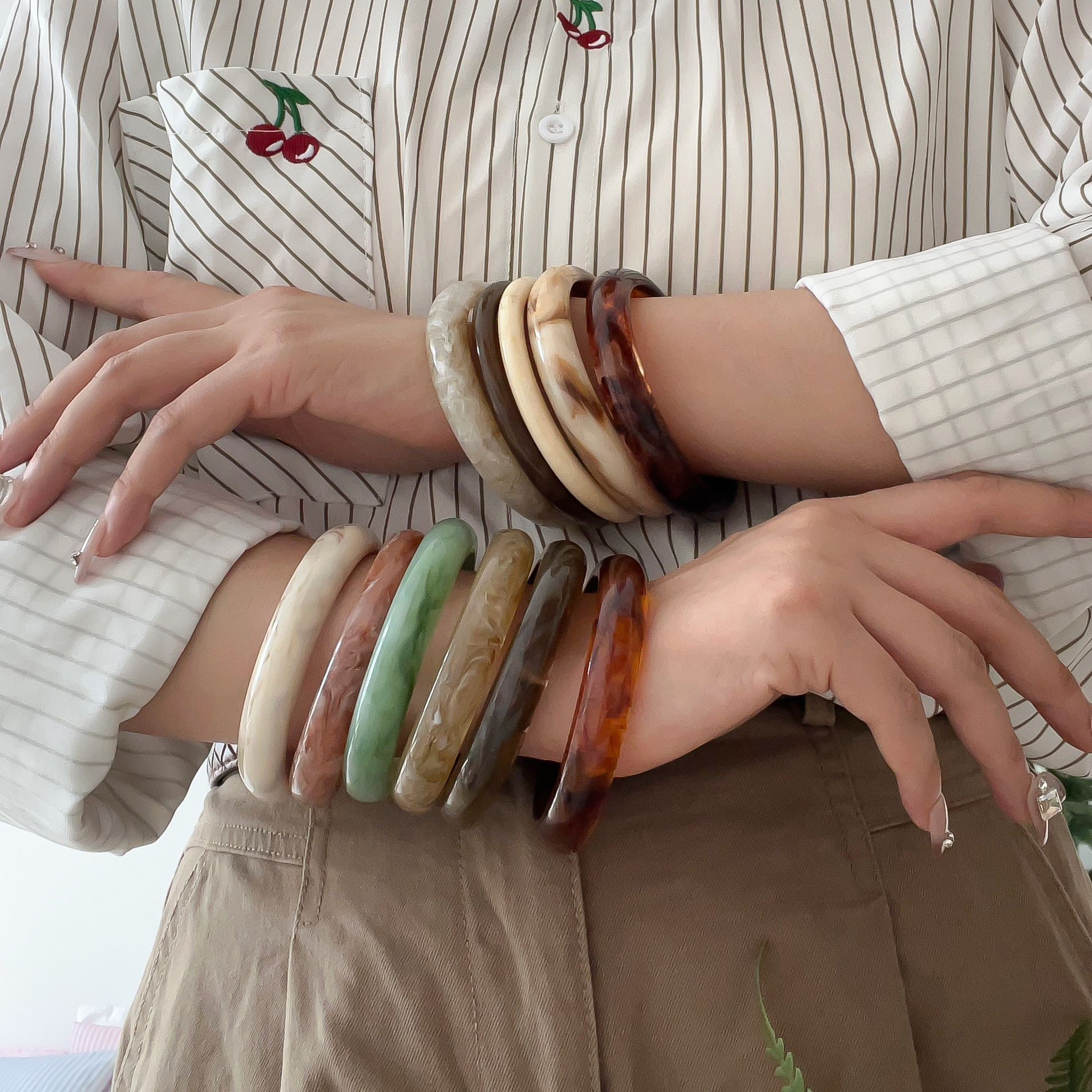 Smudged Resin Fine Bracelets f – обзор и цена Coordinates Bracelet