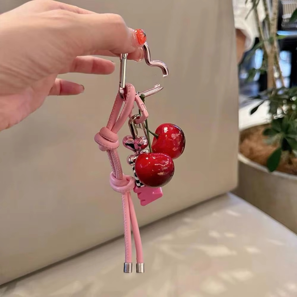 Y2k Cute Cherry Alphabet PU Le – обзор и цена Monogram Keychain Leather